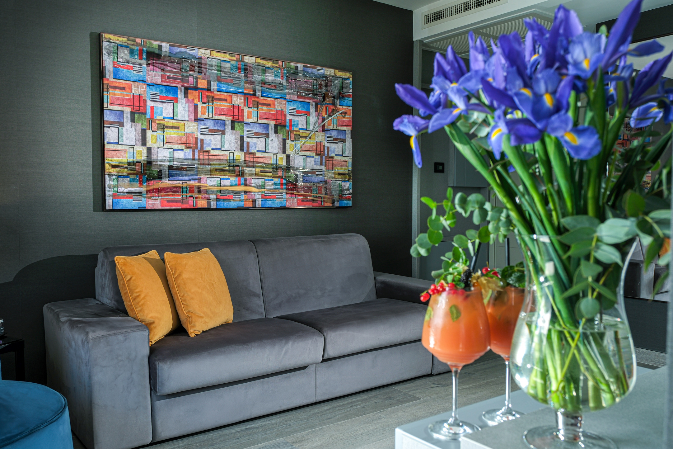 Confortevole divano letto nella Junior Suite